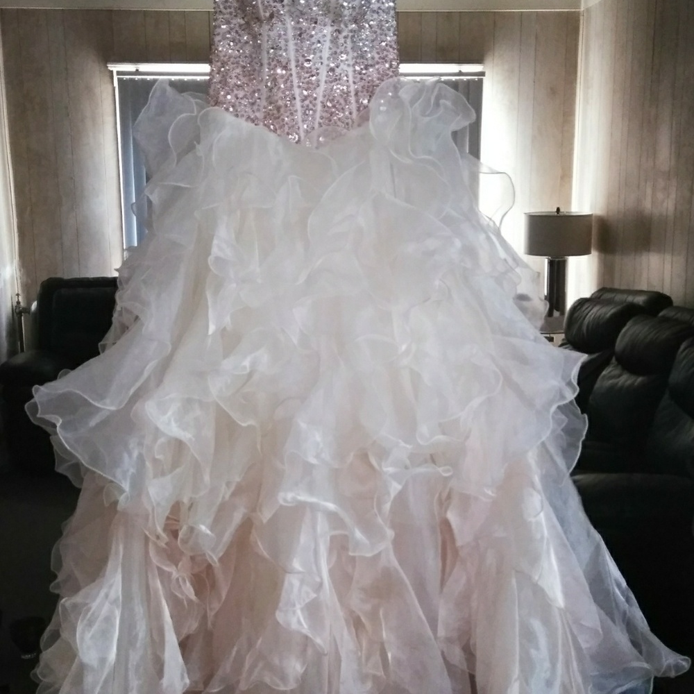 Fiesta Champag & Tan Prom Quinceanera Ball Pageant